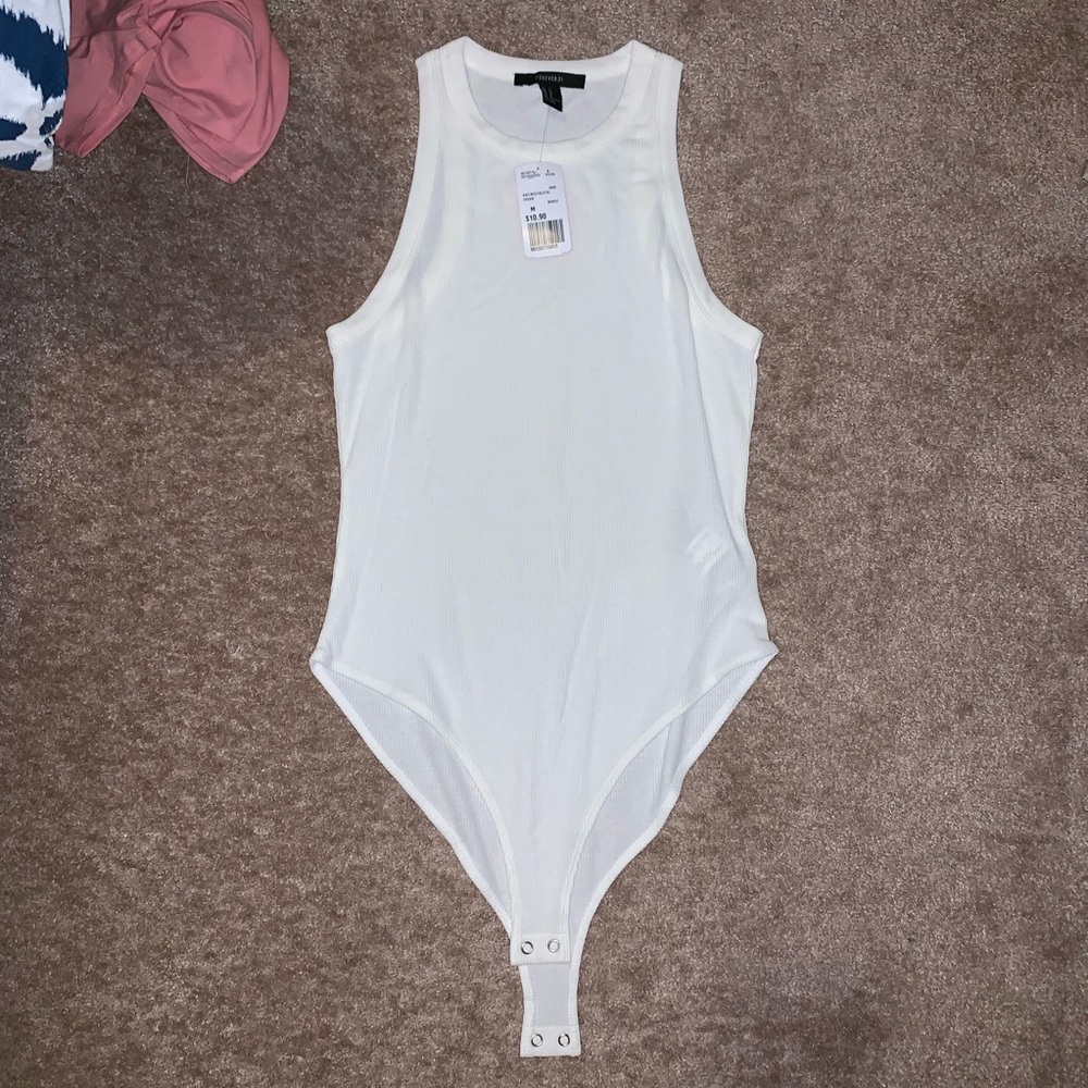 New forever 21 white tank bodysuit size medium